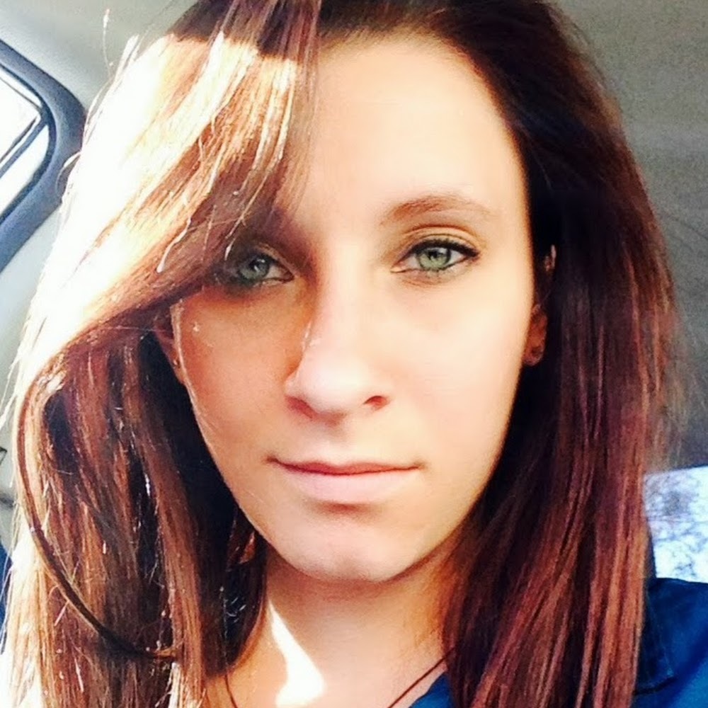 Meet your Posher, Katelyn